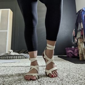 Tory Burch Gladiator Sandals (6.5)